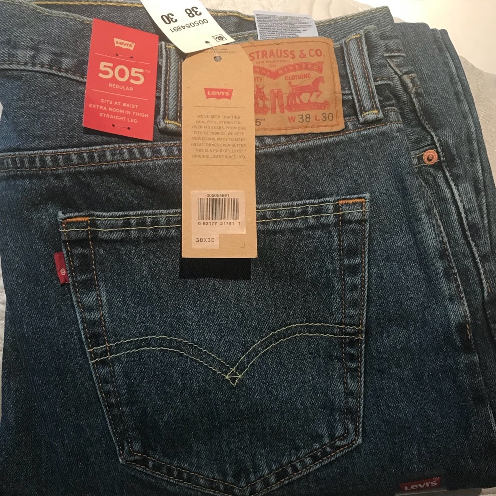 Men’s Levi jeans